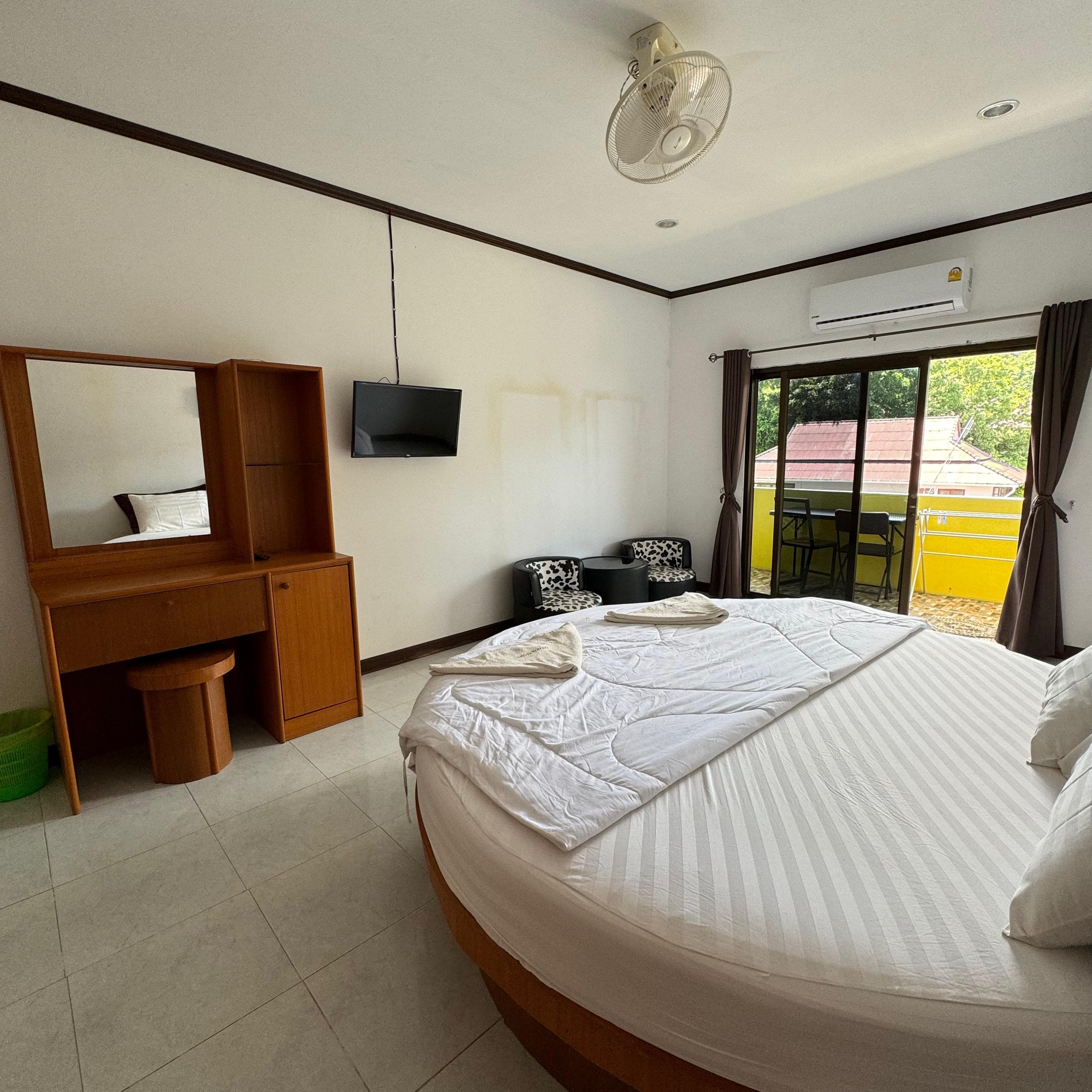 Private room at Carabao Diving Resort